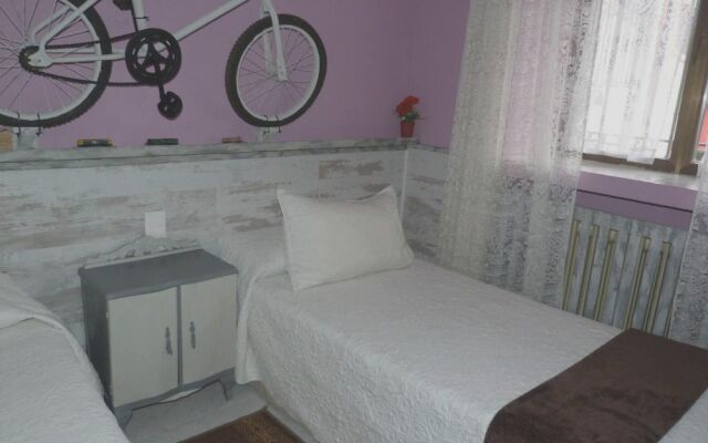 Apartment With 3 Bedrooms in Ávila, With Enclosed Garden