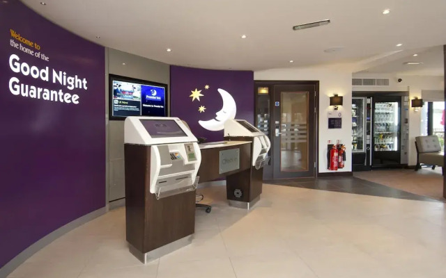 Premier Inn Exeter - M5 J29