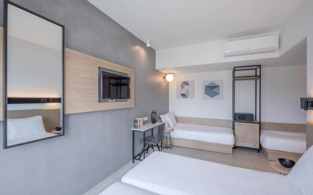 Hotel Avra by Smile hotels