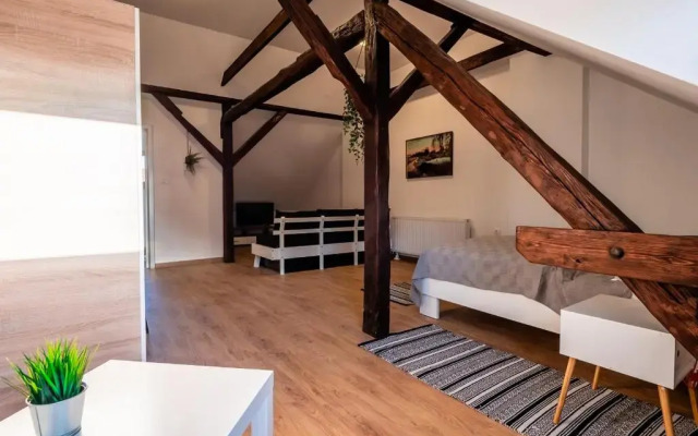 EVA Rooms & Studio Apartment