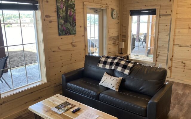 Keweenaw Waters Resort