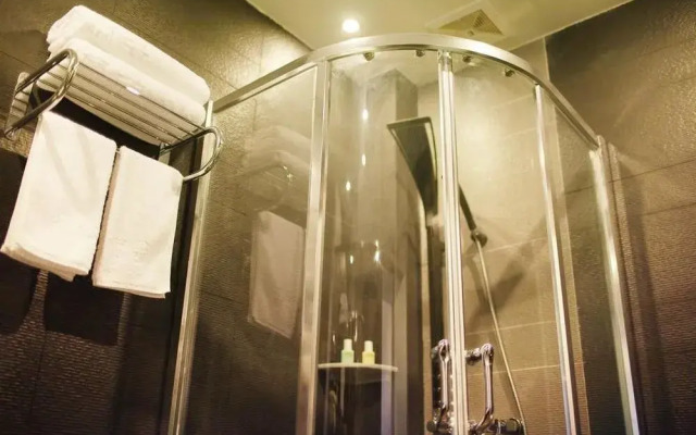 Huanglong Impression Hotel