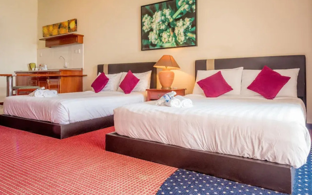 H Beach Suite at Rainbow Paradise Beach Resort
