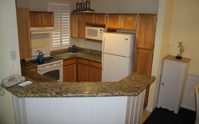 Runaway Beach - 2 Bd Villa (RW 15103)