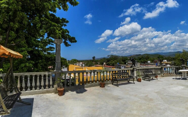 Piro Guinart Street Rooms