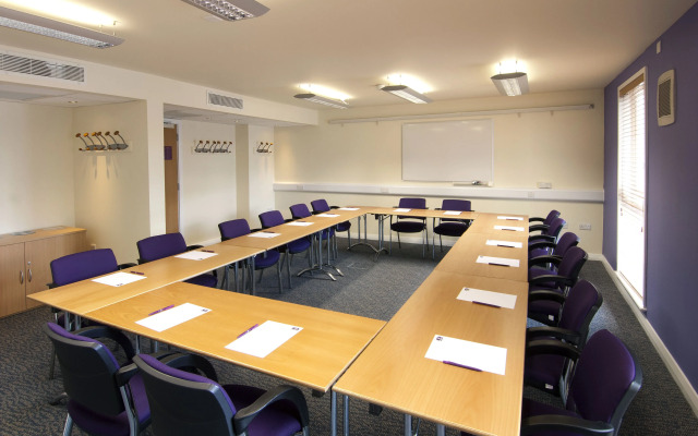 Premier Inn Bristol Cribbs Causeway M5J17
