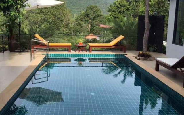 Baan Thanompol Pool Villa1