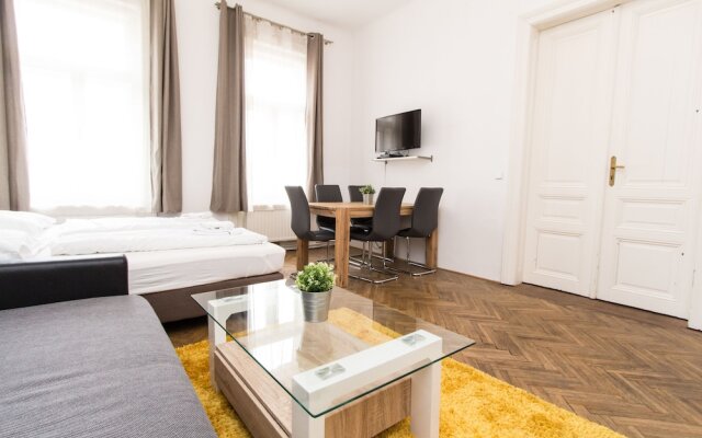 CheckVienna - Liechtensteinstrasse