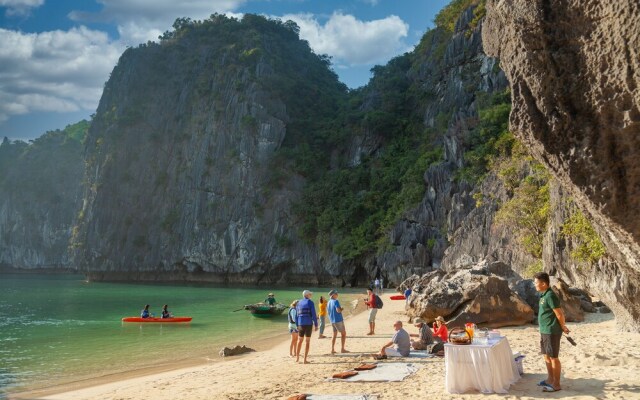 Heritage Line Ginger Cruise – Ha Long Bay & Lan Ha Bay