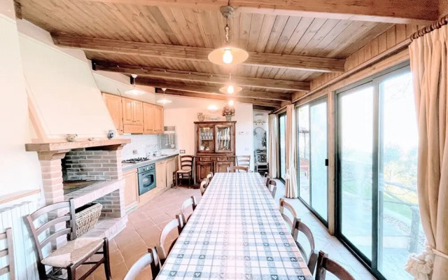 Torretta Sleeps 5 With Pool and Exclusiv