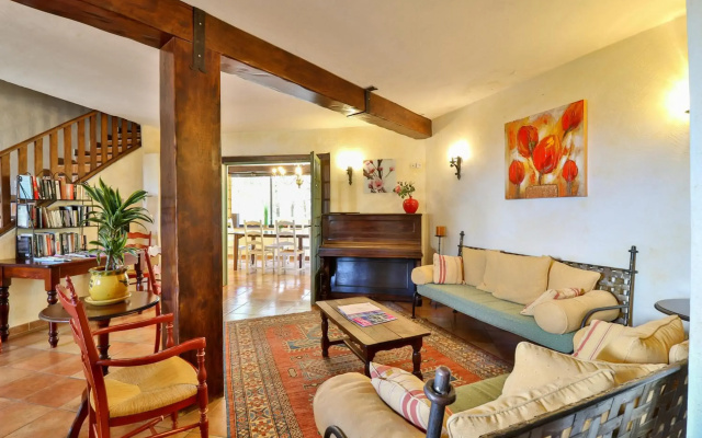 Hotel l'Estirado des Adrets