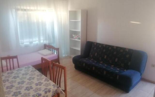 Apartments Mali Mate