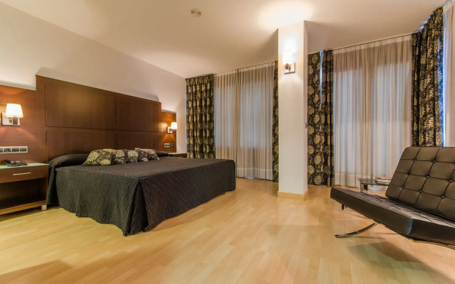 Hotel YIT Conquista de Granada