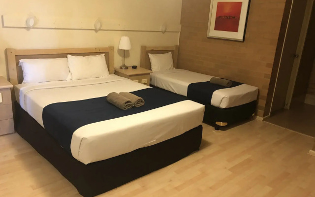 Countryman Motor Inn