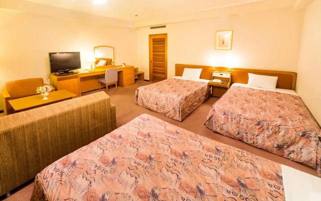 The Crown Palais New Hankyu Kochi