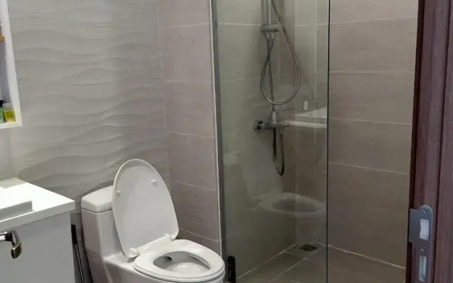 Luxury Scenia Bay Apartment with Seaview
