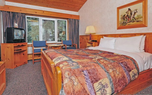 The Driftwood Inn