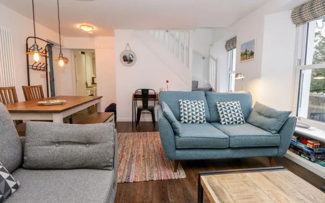 Moorhurst Cottage