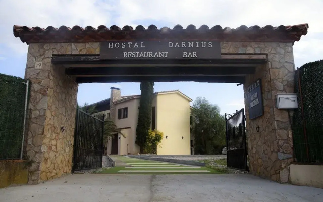 Hostal Darnius