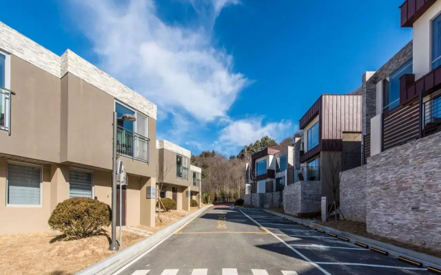 Pyeongchang Ramada Hotel & Suite