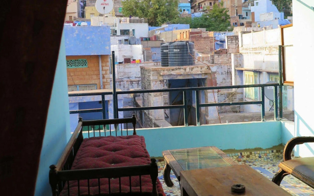 Yogi Guest House
