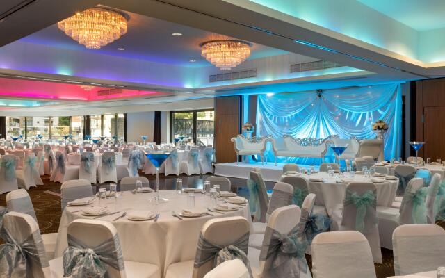 Holiday Inn London Brentford Lock by IHG