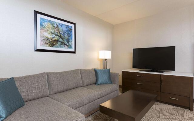 Doubletree by Hilton Pleasant Prairie Kenosha