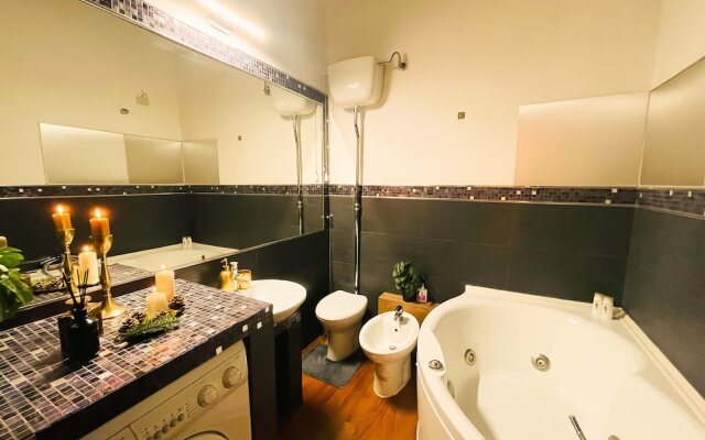 Trevi Fountain Luxury Guesthouse