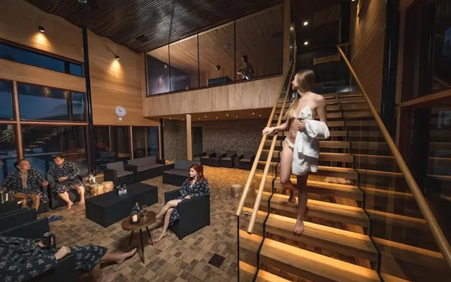 Jeris Hotel & Cabins
