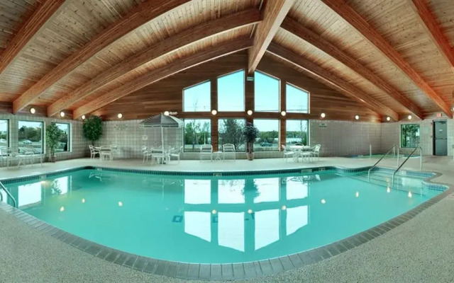 AmericInn Lodge & Suites Oakdale