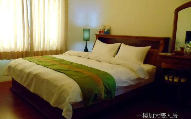 Orange Garden Hostel