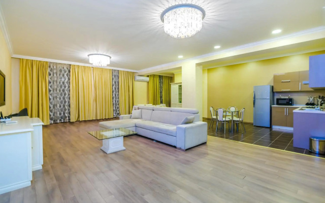 Delux Apartment in Baku Nizami street