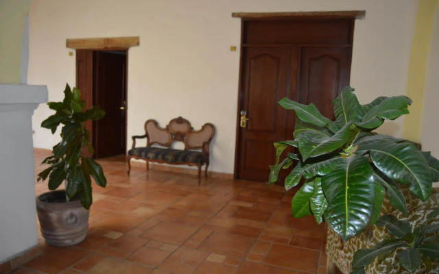 Hotel Meson del Mar