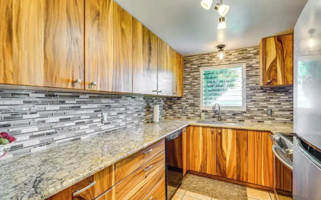 Ultimate Oceanfront Townhome Located on Kona Coast