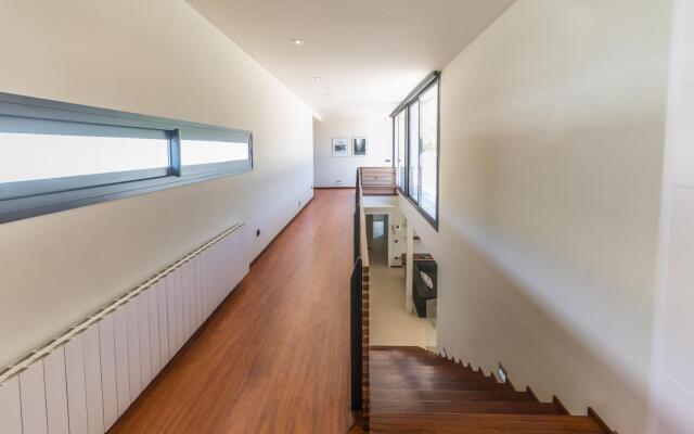 Claudia in L'Escala with 5 bedrooms and 4 bathrooms