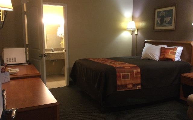 Travelodge by Wyndham Mansfield