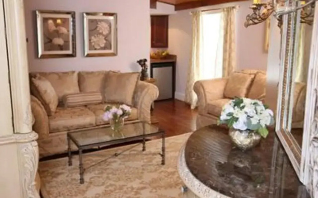 Chestnut Hill Bed and Breakfast