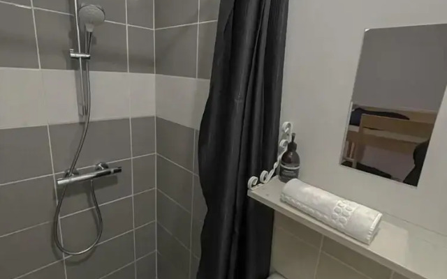 Felicidade Hostel