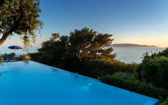 Boutique Hotel Torre di Cala Piccola