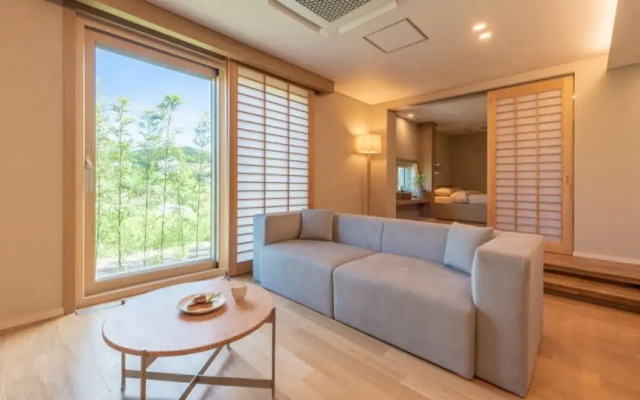 Yangyang Sosohaniyagi Pension