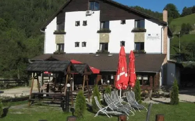 Pension Podul Turcului