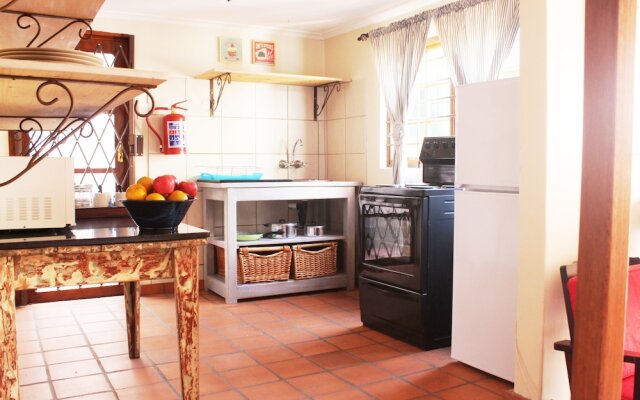 3Atmarion Guesthouse