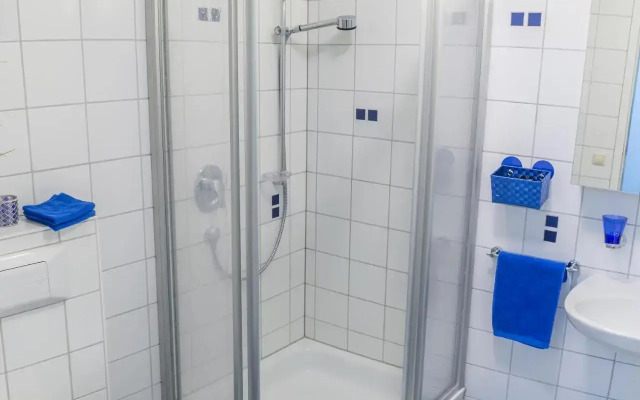 Ruhiges Und Zentral Gelegenes Apartment