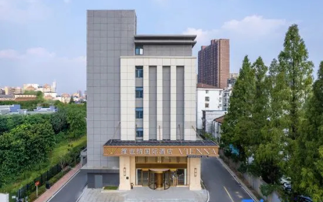 Vienna International Hotel (Wuhan Caidian Street Linzhang Avenue Metro Station) – Exterior – Wuhan