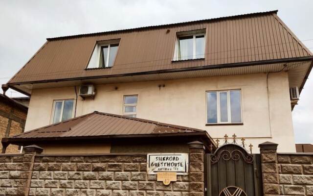 Silkroad Guest house