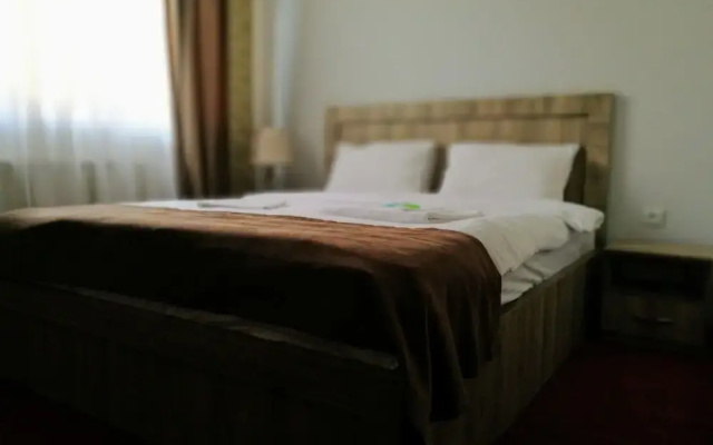 Grand Nova Hotel