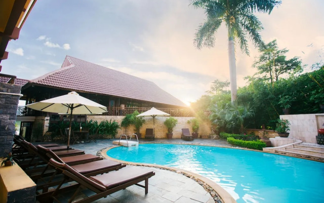 Deluxe Glamping in Mai Chau Lodge