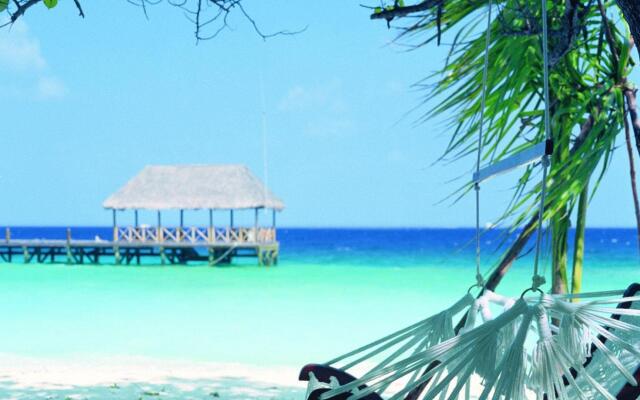 COMO Cocoa Island