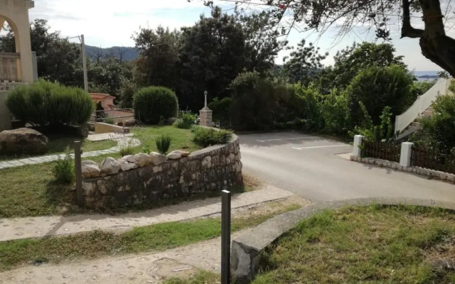 Xena - Comfort and Spacious - A4 Orange