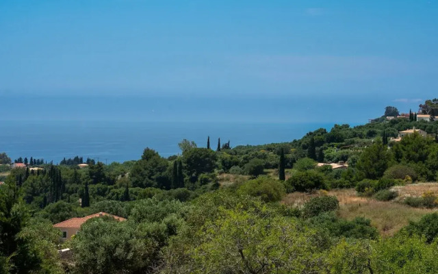 Luxury Villa Irene Metaxata